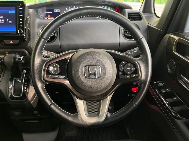 HONDA N BOX CUSTOM 2018