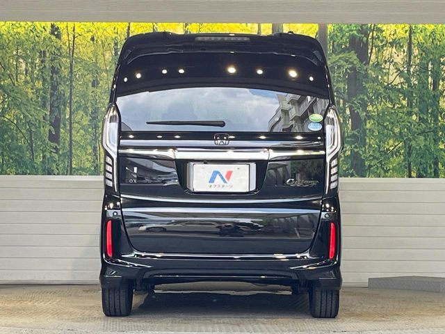 HONDA N BOX CUSTOM 2018