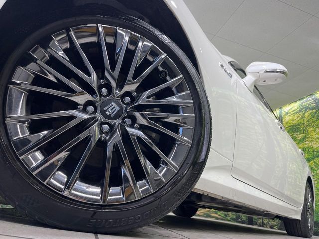 TOYOTA CROWN sedan hybrid 4WD 2019