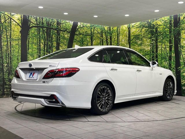 TOYOTA CROWN sedan hybrid 4WD 2019