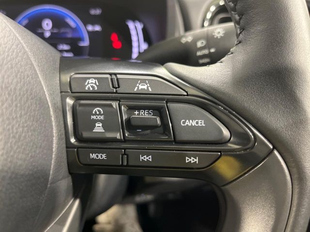 TOYOTA YARIS CROSS HYBRID 2025