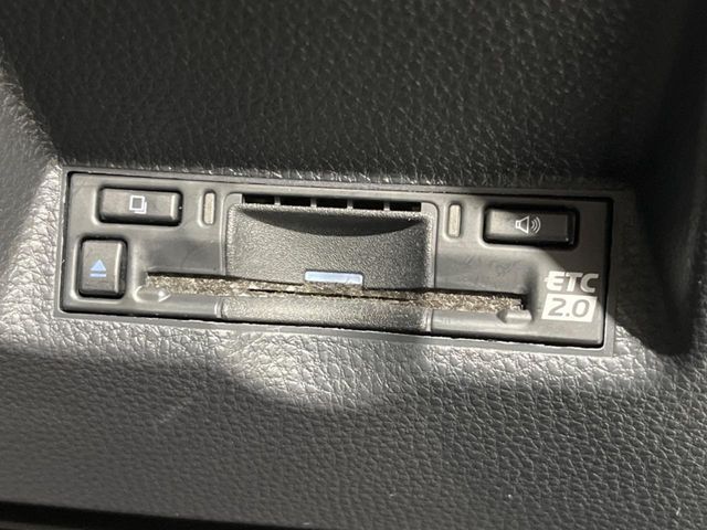 TOYOTA YARIS CROSS HYBRID 2025