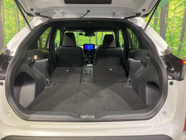 TOYOTA YARIS CROSS HYBRID 2025