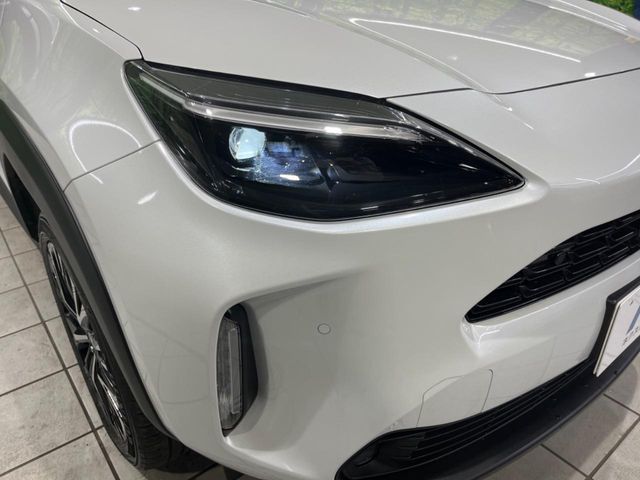 TOYOTA YARIS CROSS HYBRID 2025