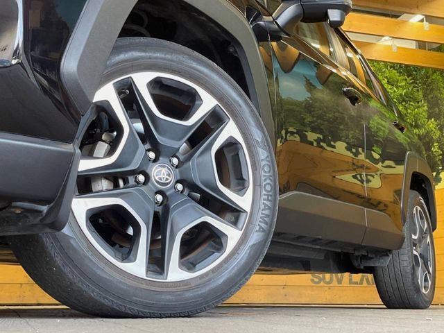 TOYOTA RAV4 4WD 2020