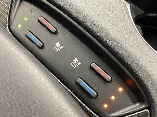 TOYOTA HARRIER HYBRID 2023