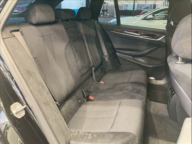 BMW BMW 5series TOURING 2018