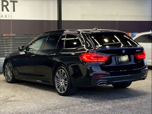 BMW BMW 5series TOURING 2018