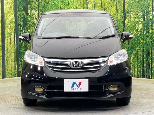 HONDA FREED 2013