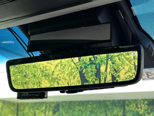 TOYOTA ALPHARD hybrid 4WD 2023