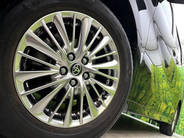 TOYOTA ALPHARD hybrid 4WD 2023