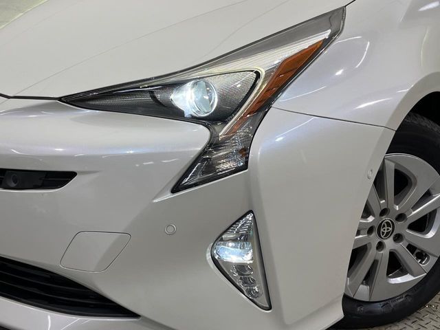 TOYOTA PRIUS 2016