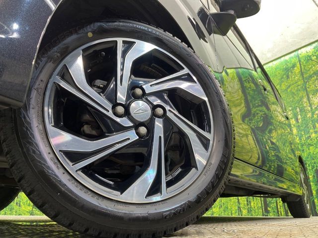 DAIHATSU MOVE CUSTOM 2017