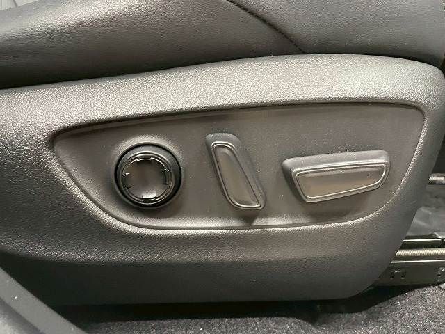 TOYOTA HARRIER HYBRID 2021