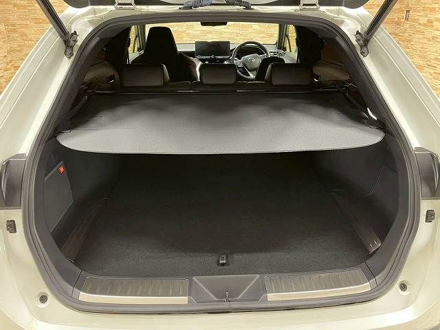 TOYOTA HARRIER HYBRID 2021