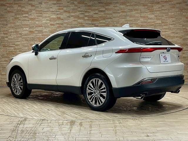 TOYOTA HARRIER HYBRID 2021