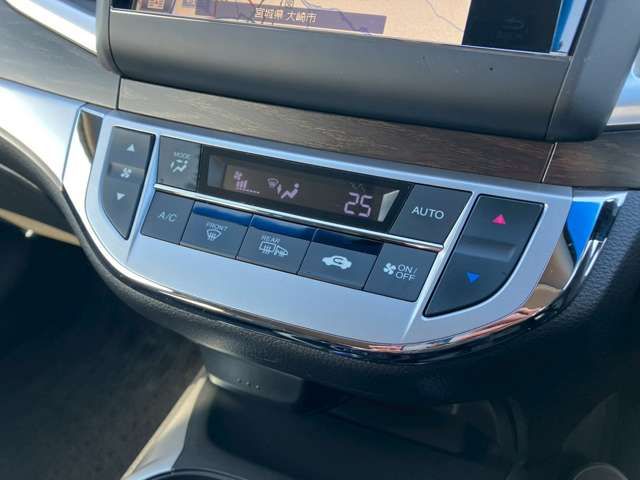 HONDA JADE HYBRID 2017