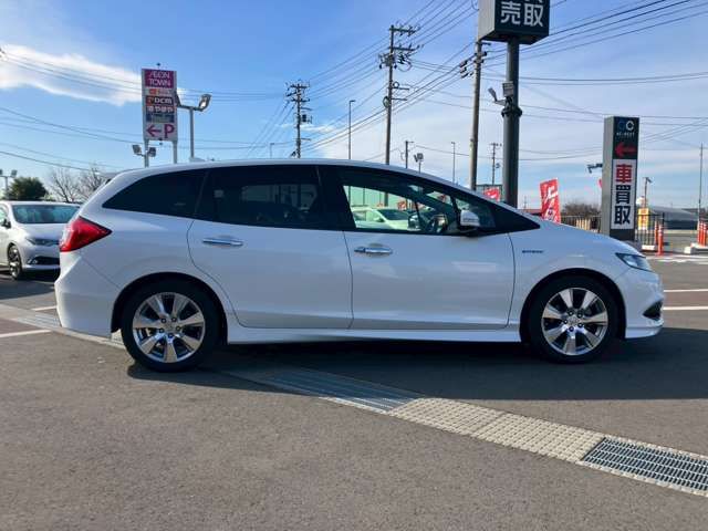 HONDA JADE HYBRID 2017