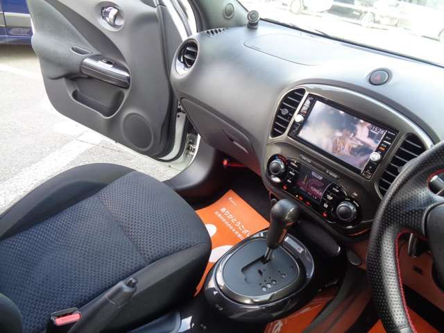 NISSAN JUKE 4WD 2016