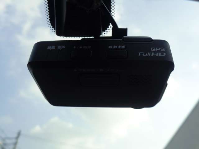 NISSAN JUKE 4WD 2016