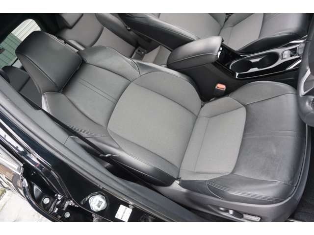 TOYOTA COROLLA CROSS HYBRID 2022