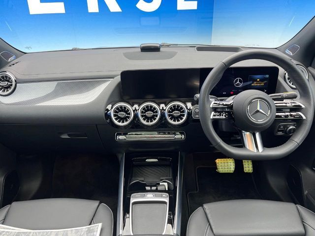 MERCEDES BENZ MERCEDES BENZ GLA class 2024