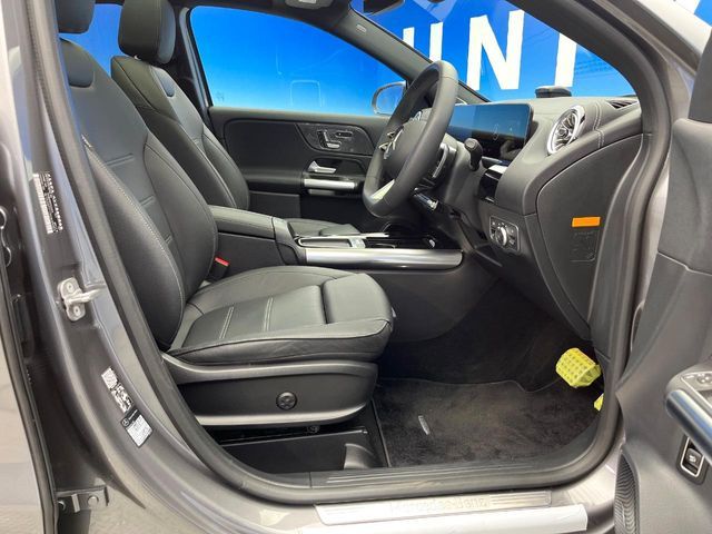 MERCEDES BENZ MERCEDES BENZ GLA class 2024