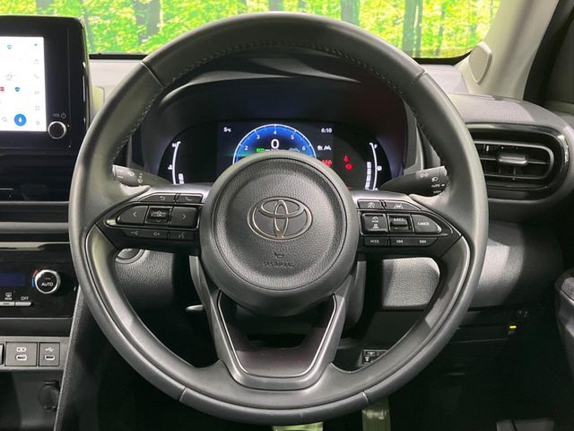 TOYOTA YARIS CROSS 2025
