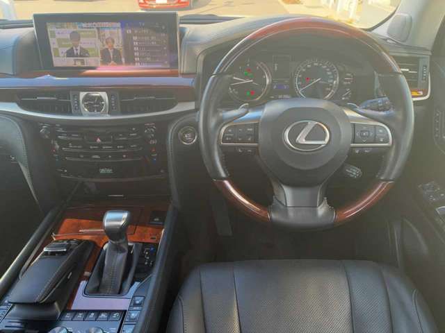 TOYOTA LEXUS LX570 AWD 2019