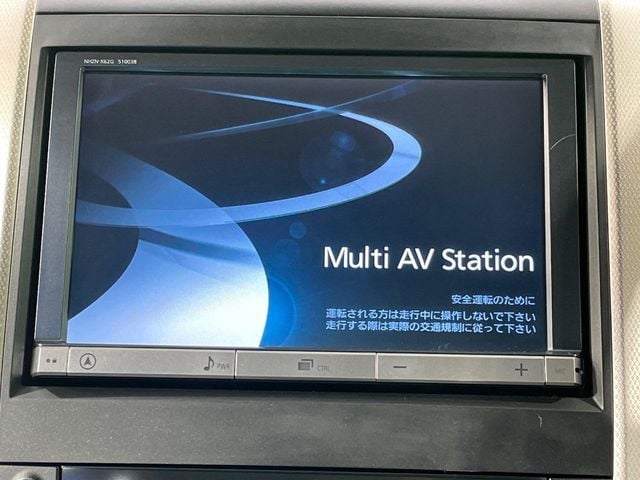 TOYOTA VELLFIRE 2014