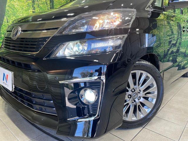 TOYOTA VELLFIRE 2014