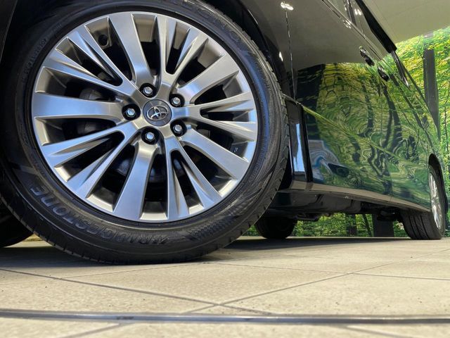 TOYOTA VELLFIRE 2014