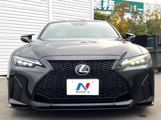 TOYOTA LEXUS IS350 2021