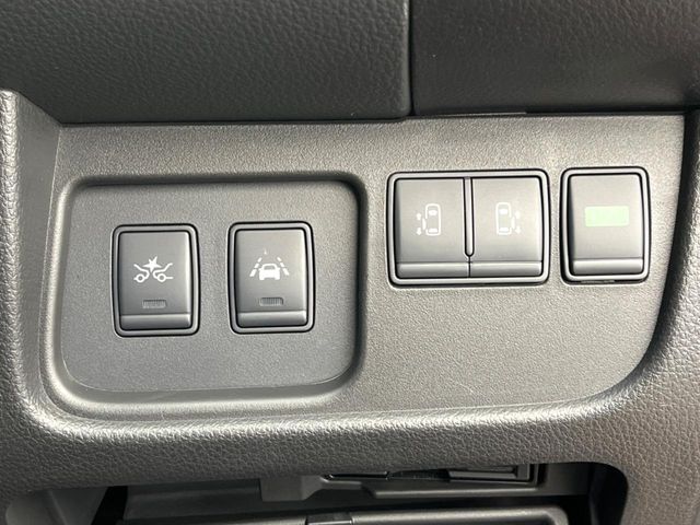 NISSAN SERENA  S-HYBRID 2015