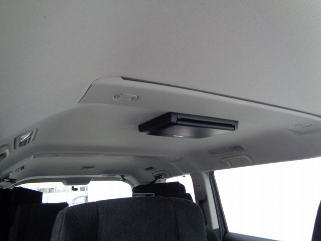 MITSUBISHI DELICA D:5 4WD 2019