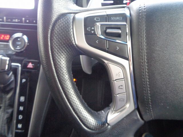 MITSUBISHI DELICA D:5 4WD 2019