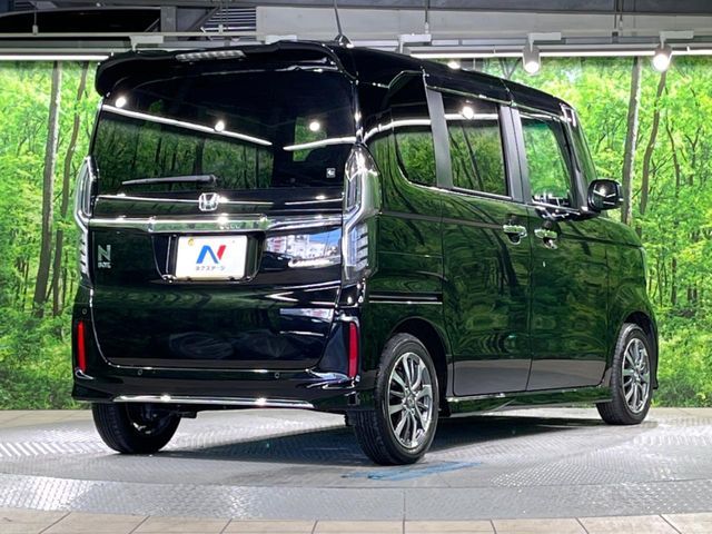 HONDA N BOX CUSTOM 2023