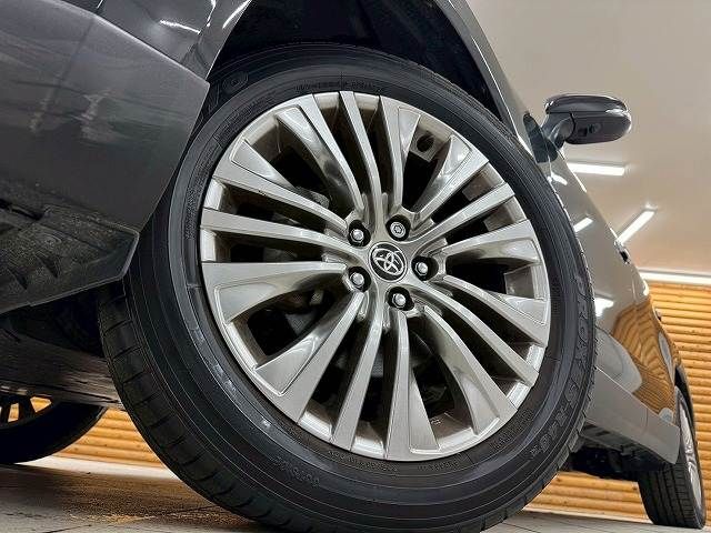 TOYOTA HARRIER HYBRID 2023