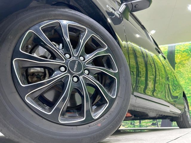 TOYOTA SIENTA HYBRID 2019