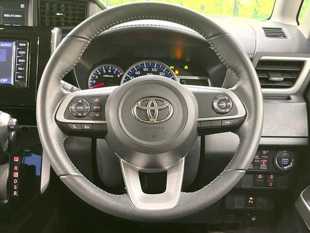 TOYOTA ROOMY 2021