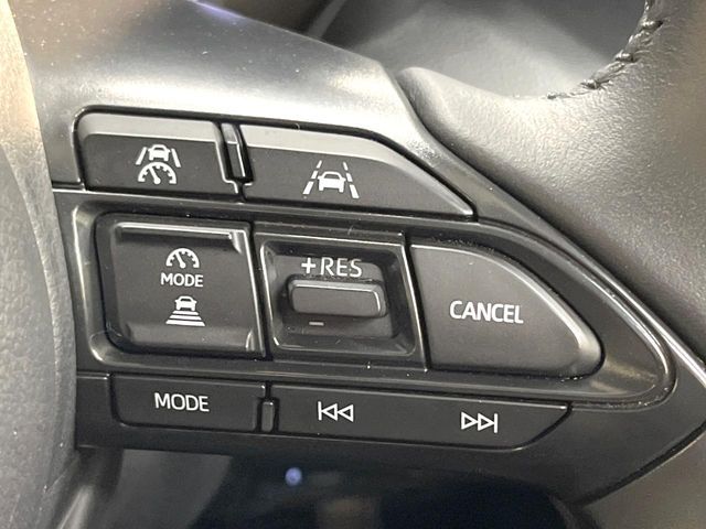 TOYOTA YARIS CROSS 2025