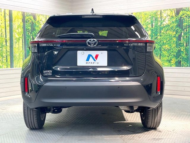 TOYOTA YARIS CROSS 2025