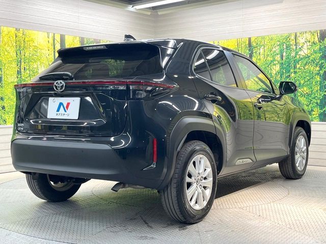 TOYOTA YARIS CROSS 2025