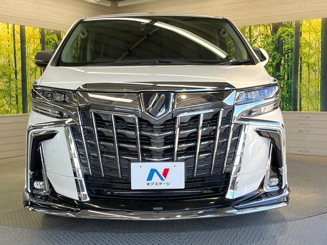 TOYOTA ALPHARD 2022