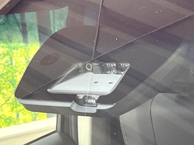 MITSUBISHI DELICA D:5 4WD 2025