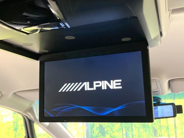 MITSUBISHI DELICA D:5 4WD 2025