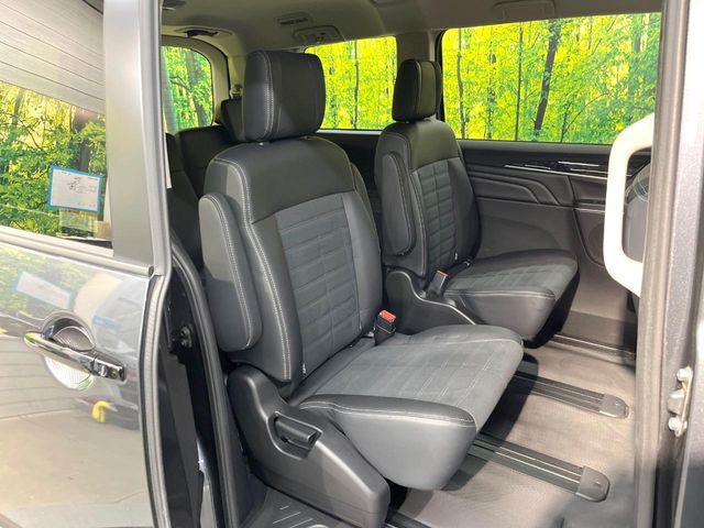 MITSUBISHI DELICA D:5 4WD 2025