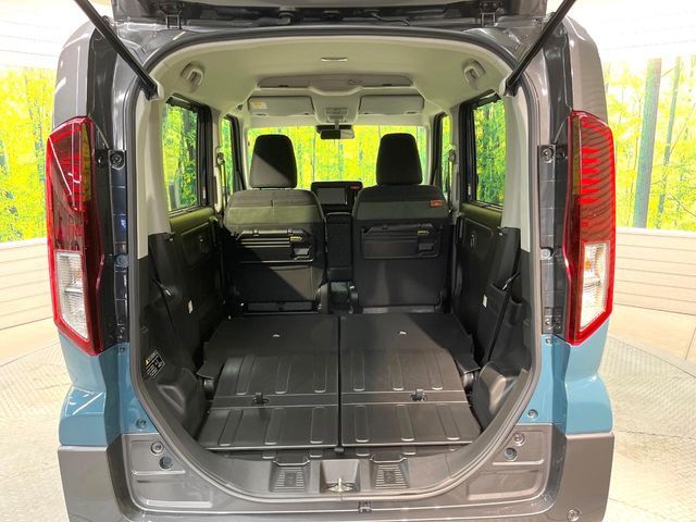 SUZUKI Spacia GEAR 2024