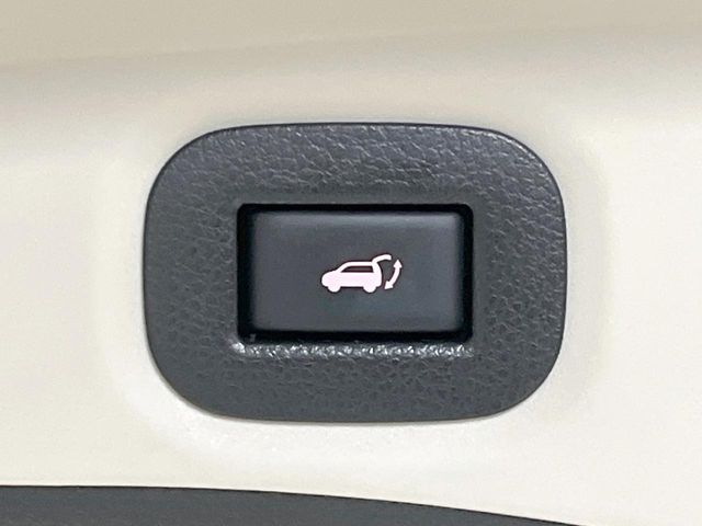 NISSAN X-TRAIL 2WD 2018