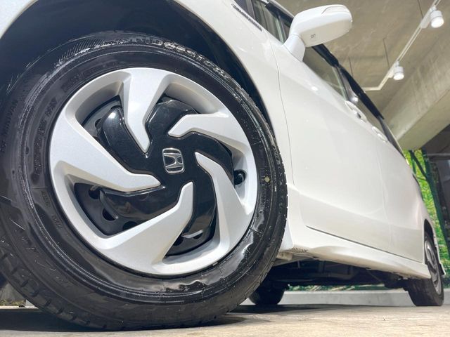 HONDA FREED HYBRID 2016